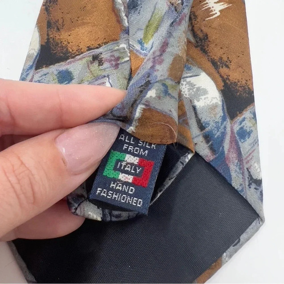VALENTINO Pietro 100% Italian Silk Abstract Moulin Rouge Men’s Necktie - Picture 7 of 10